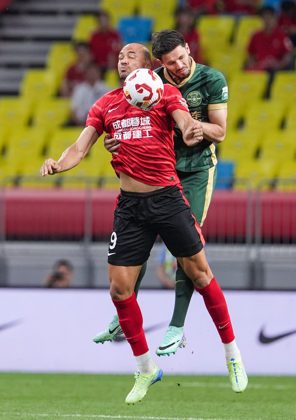 世体：亚马尔和拉菲尼亚可复出对阵毕巴，佩德里还无法出场（世体：亚马尔、拉菲尼亚有望复出战毕尔巴鄂，佩德里仍缺阵）