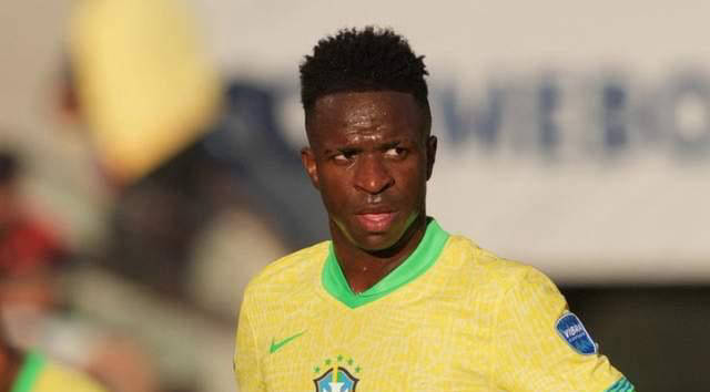 巴斯托尼：国家队的默契不如俱乐部，最难防守的对手是亚马尔