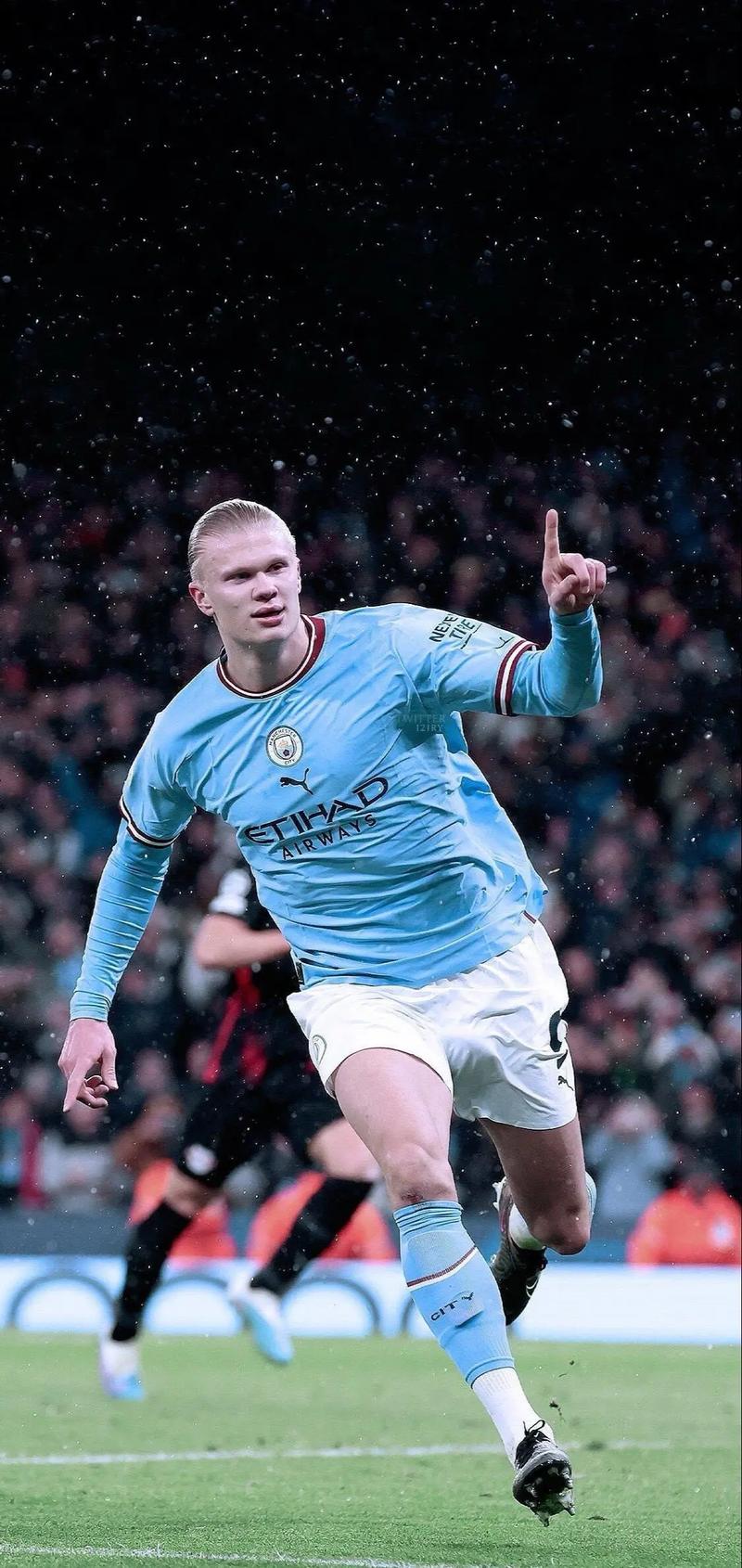 国家队下场！埃及足协官方力挺萨拉赫：埃及国王，你永不独行！（官方发声！埃及足协力挺萨拉赫：埃及之王，永不孤行！）