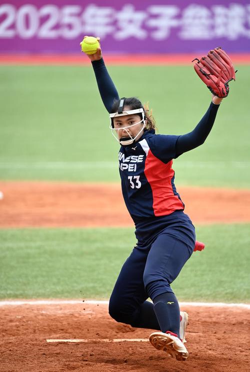 首尔中场郑承原：战成都一定要拿下3分；开放外援有积极影响