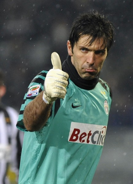 詹卢卡-西蒙尼谈朱利亚诺：父亲总说他是最好的，他前途无量