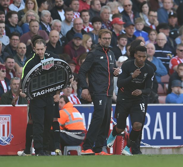 欧冠前瞻：埃因霍温各项赛事5连胜，马竞伤病严重多人缺席（欧冠前瞻：埃因霍温各项赛事豪取五连胜，马竞伤兵满营多人缺阵）