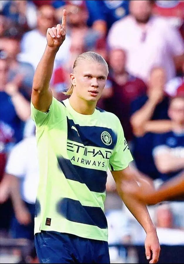 足球装备网：科技巨头甲骨文公司有望成为切尔西胸前广告赞助商